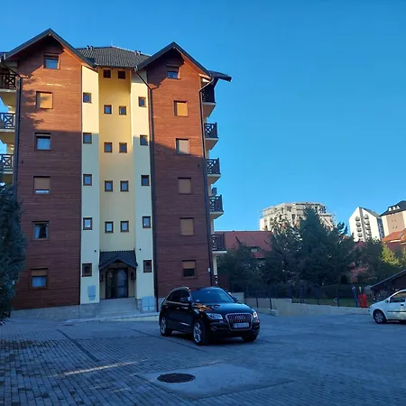 23 Apartment